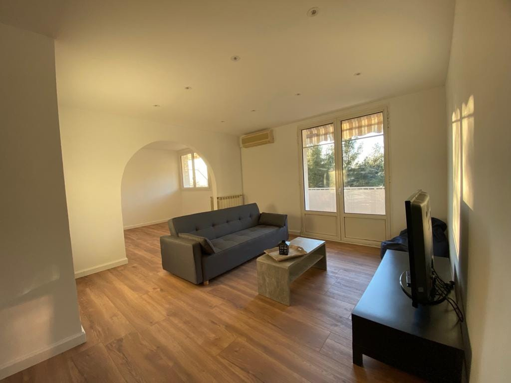 Appartement 4 pièces 70 m2 Toulon Ouest 83200