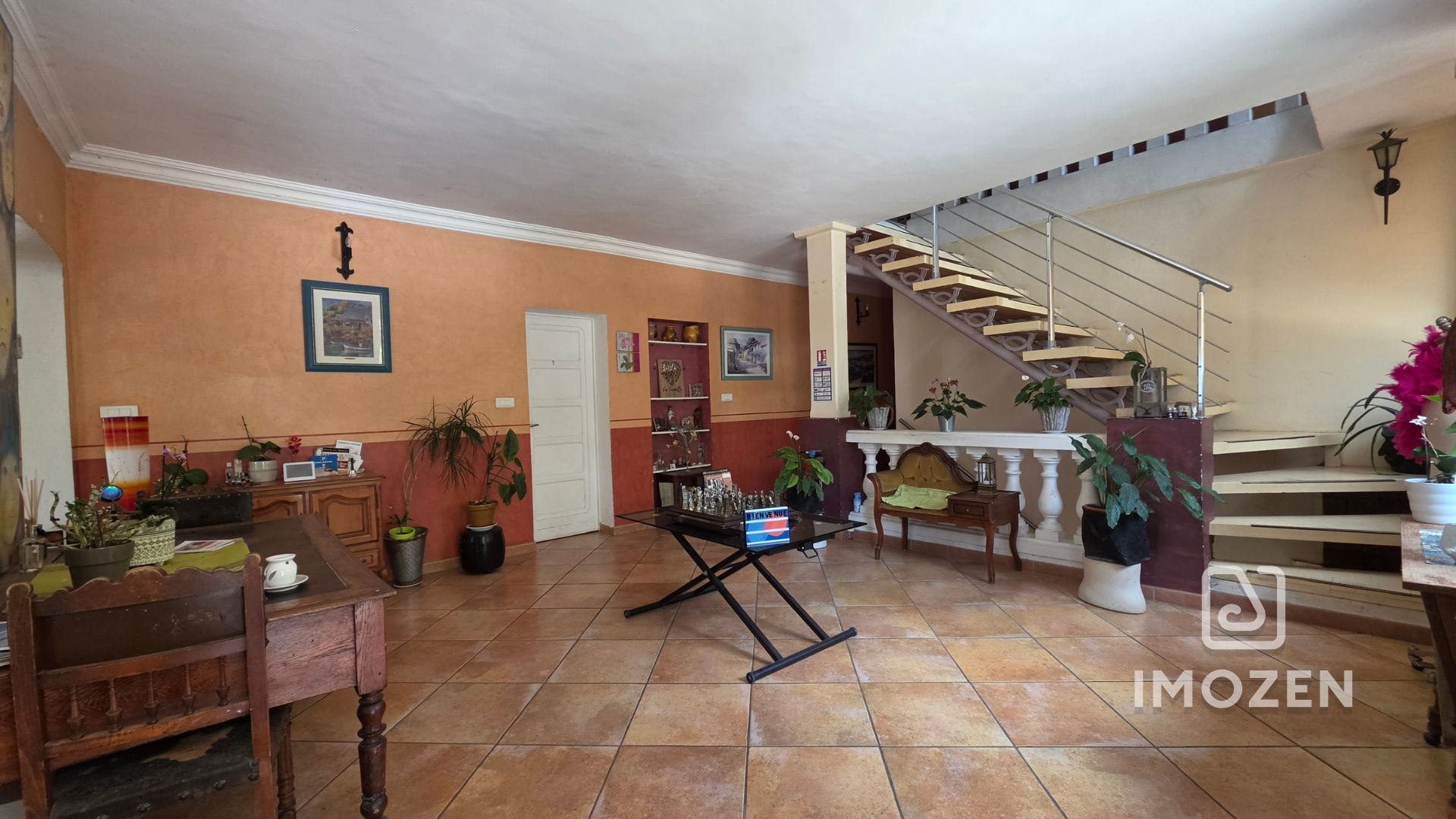 PROPRIÉTÉ 334 M2 – 7 082 M2 DE TERRAIN -ACTIVITÉ LOCATIVE EX