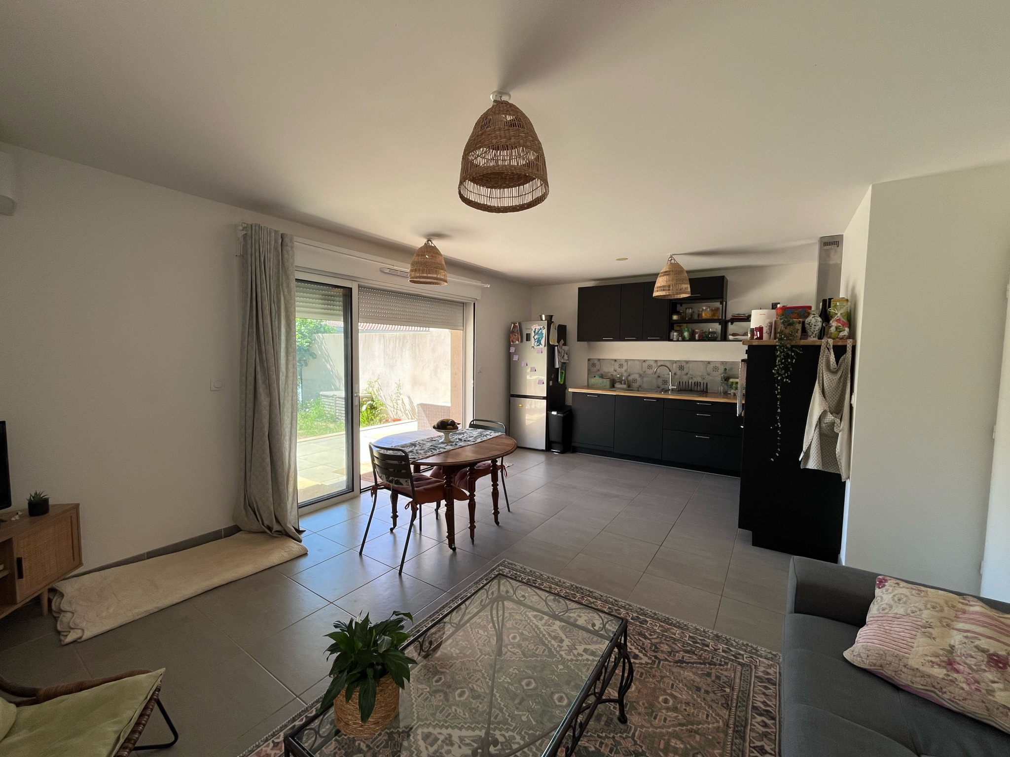 APPARTEMENT T3 EN REZ DE JARDIN AVEC PARKING TOULON OUEST
