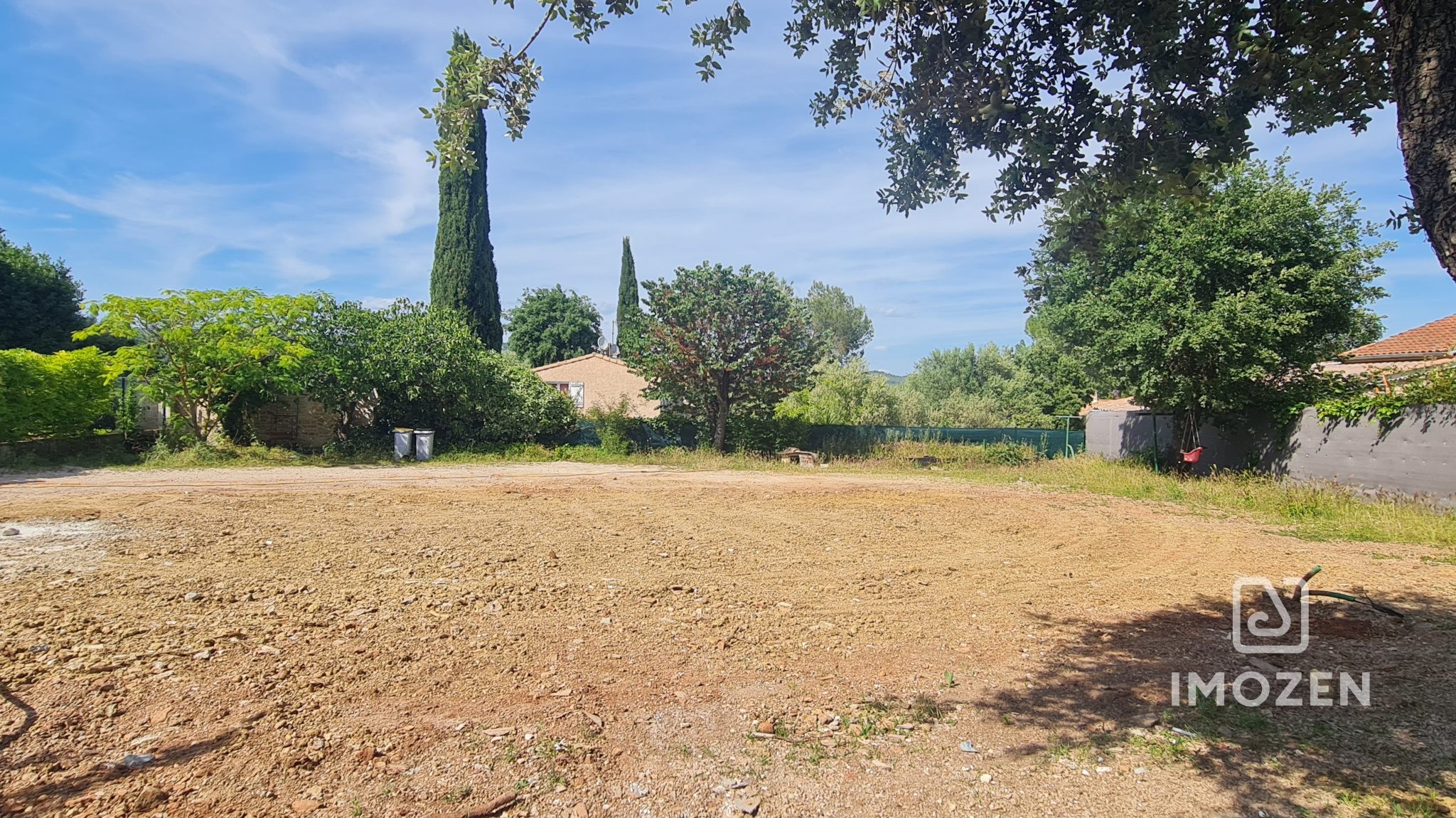 Terrain à batir 655m2 – Libre constructeur