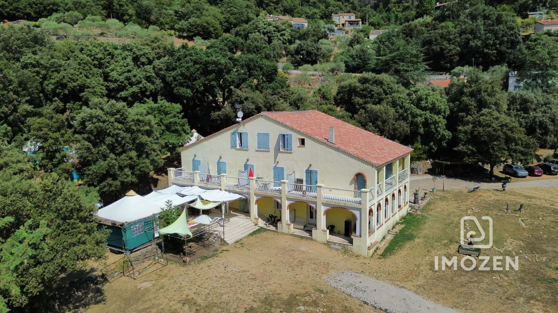 PROPRIÉTÉ 334 M2 – 7 082 M2 DE TERRAIN -ACTIVITÉ LOCATIVE EX